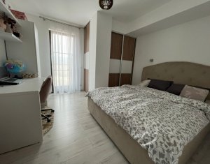 Apartament 3 camere, 3 parcari subterane, z. Fabricii, cartier Bulgaria