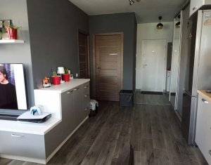 Vanzare apartament 3 camere finisat si mobilat modern,  zona Vivo