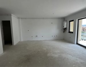 Appartement 3 chambres à vendre dans Floresti