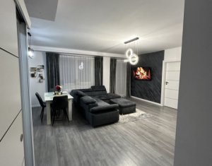 Apartament de 3 camere, 71 mp, mobilat, zona Teilor