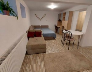 Apartament o camera de vanzare in Centru, strada Horea, Cluj Napoca