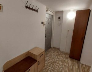 Apartament o camera de vanzare in Centru, strada Horea, Cluj Napoca