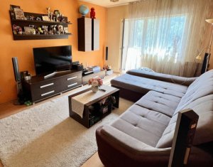 Apartment 3 rooms for sale in Cluj-napoca, zone Manastur