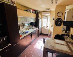 Appartement 3 chambres à vendre dans Cluj-napoca, zone Manastur