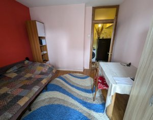 Apartament cu 3 camere, decomandat, 68 mp, zona buna din Marasti