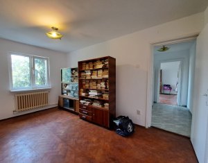 Appartement 3 chambres à vendre dans Cluj-napoca, zone Manastur