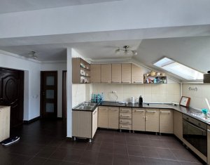 Appartement 3 chambres à vendre dans Floresti