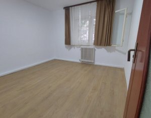 Apartament 3 camere de vanzare in Zorilor, Cluj Napoca