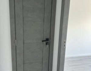 Appartement 4 chambres à vendre dans Cluj-napoca, zone Manastur