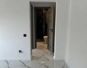 Appartement 4 chambres à vendre dans Cluj-napoca, zone Manastur