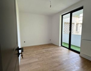 Apartament cu 3 camere in Plopilor zona superba, lângă parcuri