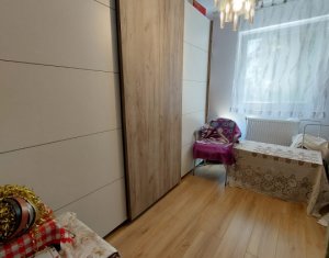 Apartament 4 camere de vanzare, etaj 1, in Manastur, Cluj Napoca