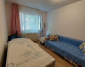 Apartament 4 camere de vanzare, etaj 1, in Manastur, Cluj Napoca