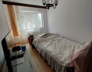 Apartament 4 camere de vanzare, etaj 1, in Manastur, Cluj Napoca