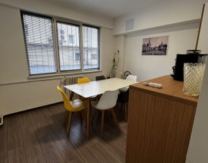 Appartement 3 chambres à vendre dans Cluj-napoca, zone Centru