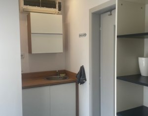 Appartement 3 chambres à vendre dans Cluj-napoca, zone Centru