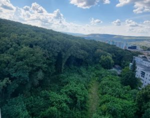 Garsoniera str. Parang - Manastur, cu priveliste spre padure