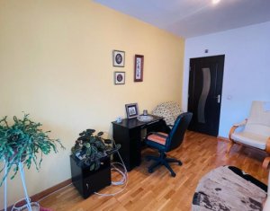 Apartament 3 camere , priveliste spre padure, Floresti