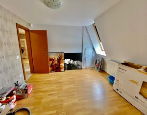 Apartament 3 camere, situat in Floresti, zona Tautiului