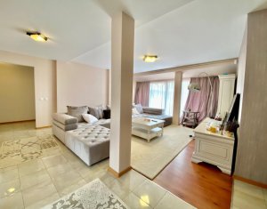 Apartament 3 camere, situat in Floresti, zona Tautiului