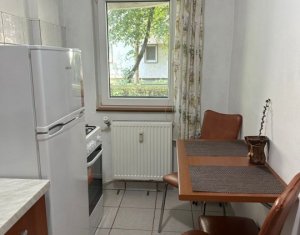 Apartament cu o camera, Piata Cipariu!