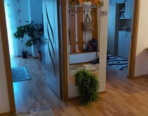 Appartement 3 chambres à vendre dans Floresti