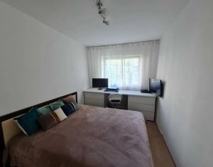 Sale apartment 2 rooms in Cluj-napoca, zone Manastur