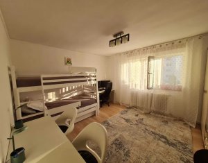 Apartament cu 2 camere decomandat in cartierul Manasur!