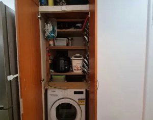 Apartament cu 2 camere decomandat in cartierul Manasur!