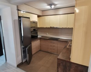 Apartament cu 3 camere cu grădină, garaj subteran, zona Câmpului, Manastur