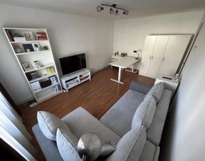 Apartament cu 3 camere decomandat in Zorilor