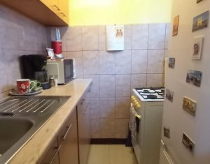 Apartament 2 camere etaj 1 Politia Rutiera Piata Hermes