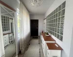 Apartament in vila, 3 camere, 2 bai, 96mp, Andrei Muresanu