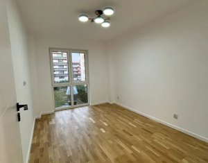 Appartement 3 chambres à vendre dans Floresti