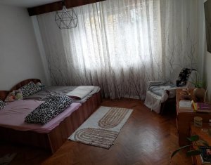 Sale apartment 2 rooms in Cluj-napoca, zone Manastur