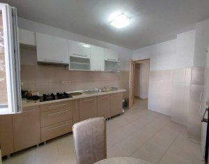 Apartment 4 rooms for sale in Cluj-napoca, zone Manastur