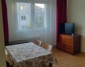 Apartament cu 3 camere in Manastur etaj intermediar