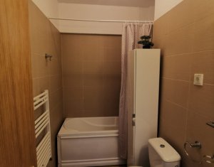 Apartament cu 2 camere in Plopilor, parcare cu CF, etaj intermediar 