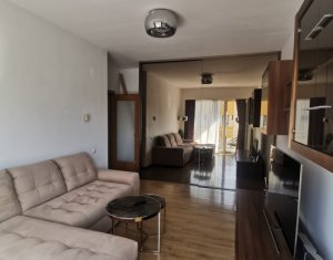 Apartament cu 2 camere in Plopilor, parcare cu CF, etaj intermediar 