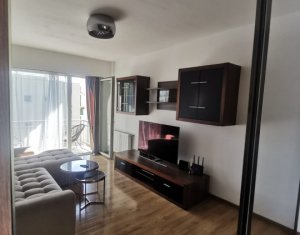 Apartament cu 2 camere in Plopilor, parcare cu CF, etaj intermediar 