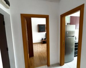 Apartament cu 2 camere in Plopilor, parcare cu CF, etaj intermediar 