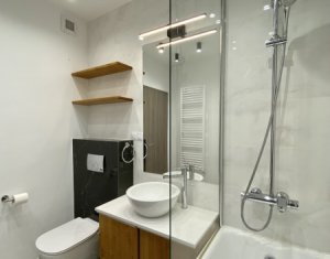 Apartament cu 3 camere, str Soporului, mobilat lux, parcare subterana