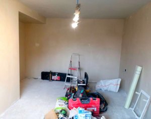 Appartement 2 chambres à vendre dans Cluj-napoca, zone Intre Lacuri