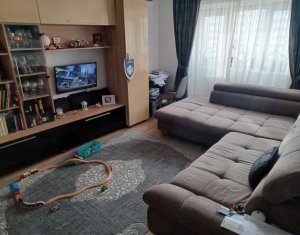 Sale apartment 3 rooms in Cluj-napoca, zone Manastur