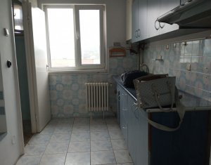 De vanzare apartament cu 4 camere Manactur