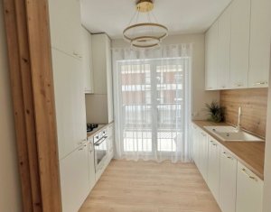 Apartament cu trei camere, ultrafinisat, 80 mp, zona Avram Iancu