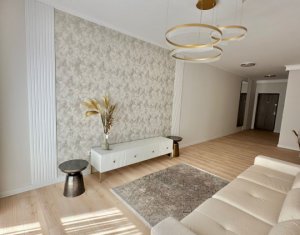 Apartament cu trei camere, ultrafinisat, 80 mp, zona Avram Iancu