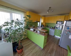 Vanzare apartament 4 camere in Cluj-napoca, zona Borhanci