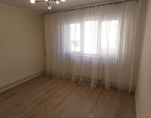  Apartament 4 camere decomandate, renovat, zona Calvaria