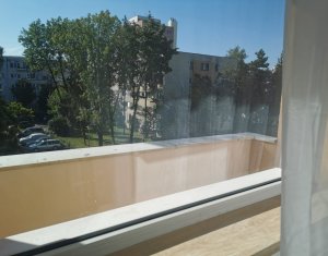 Apartment 4 rooms for sale in Cluj-napoca, zone Manastur